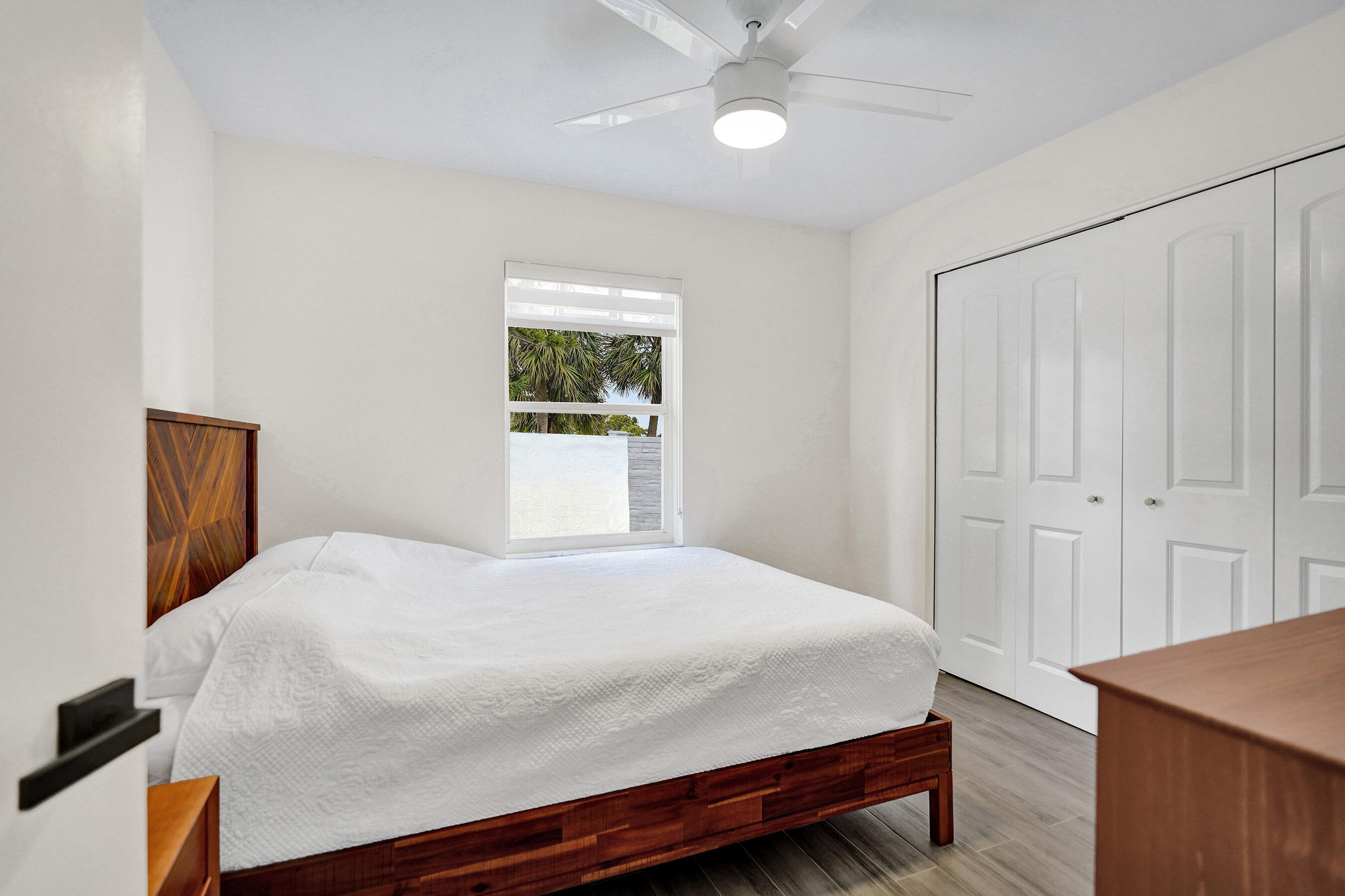 BOCA CHASE TR 9 B - Residential Lease