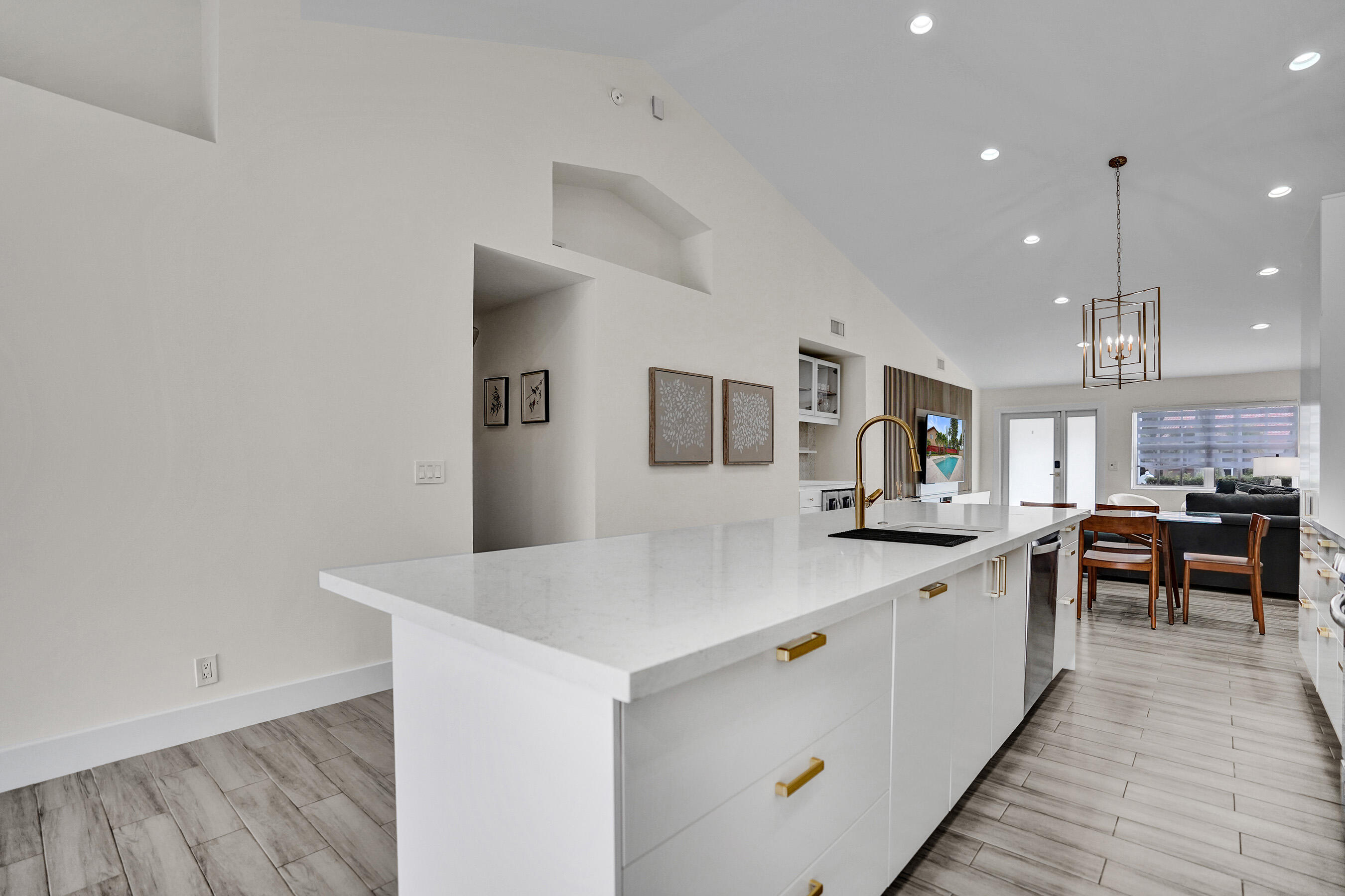 BOCA CHASE TR 9 B - Residential Lease