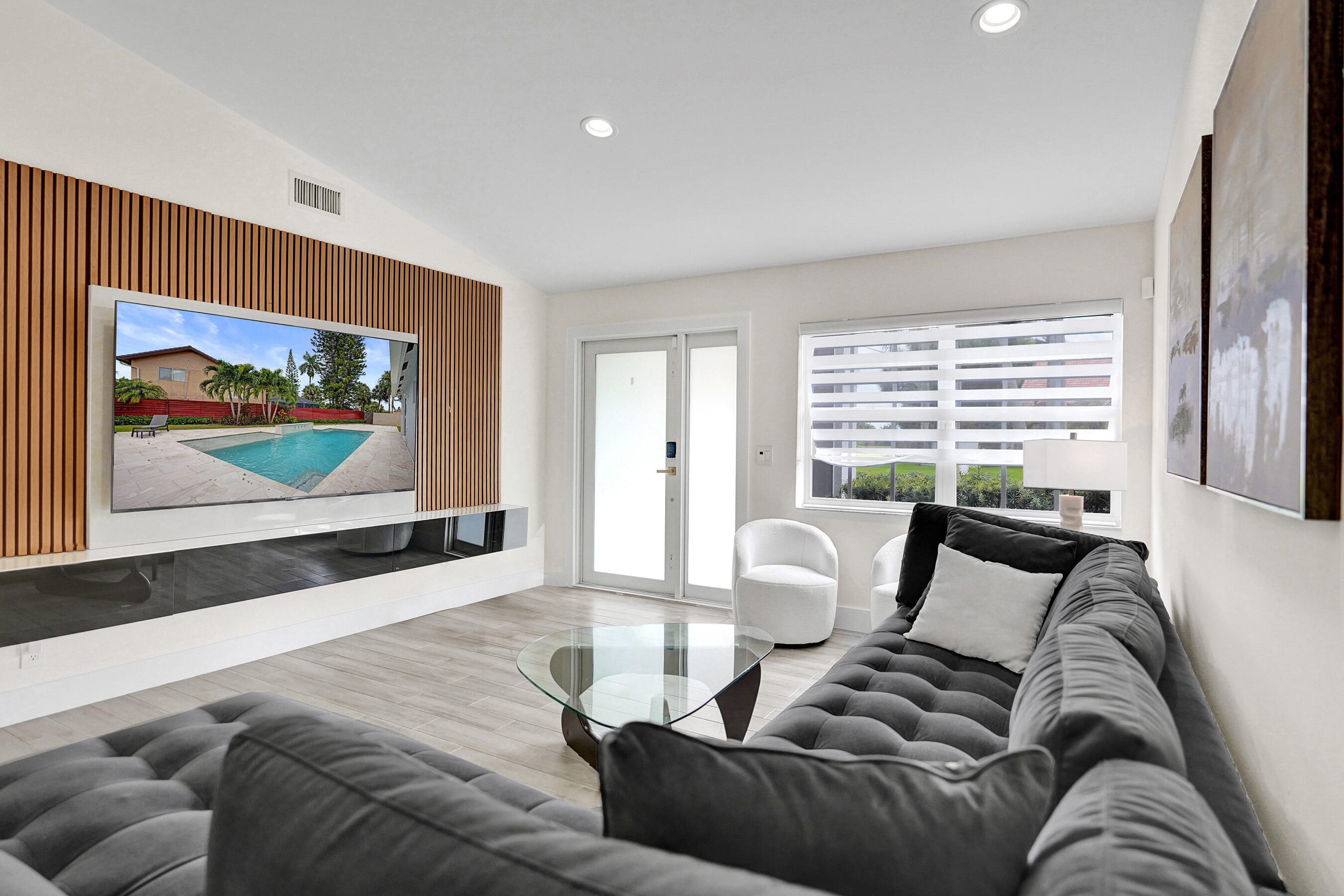 BOCA CHASE TR 9 B - Residential Lease