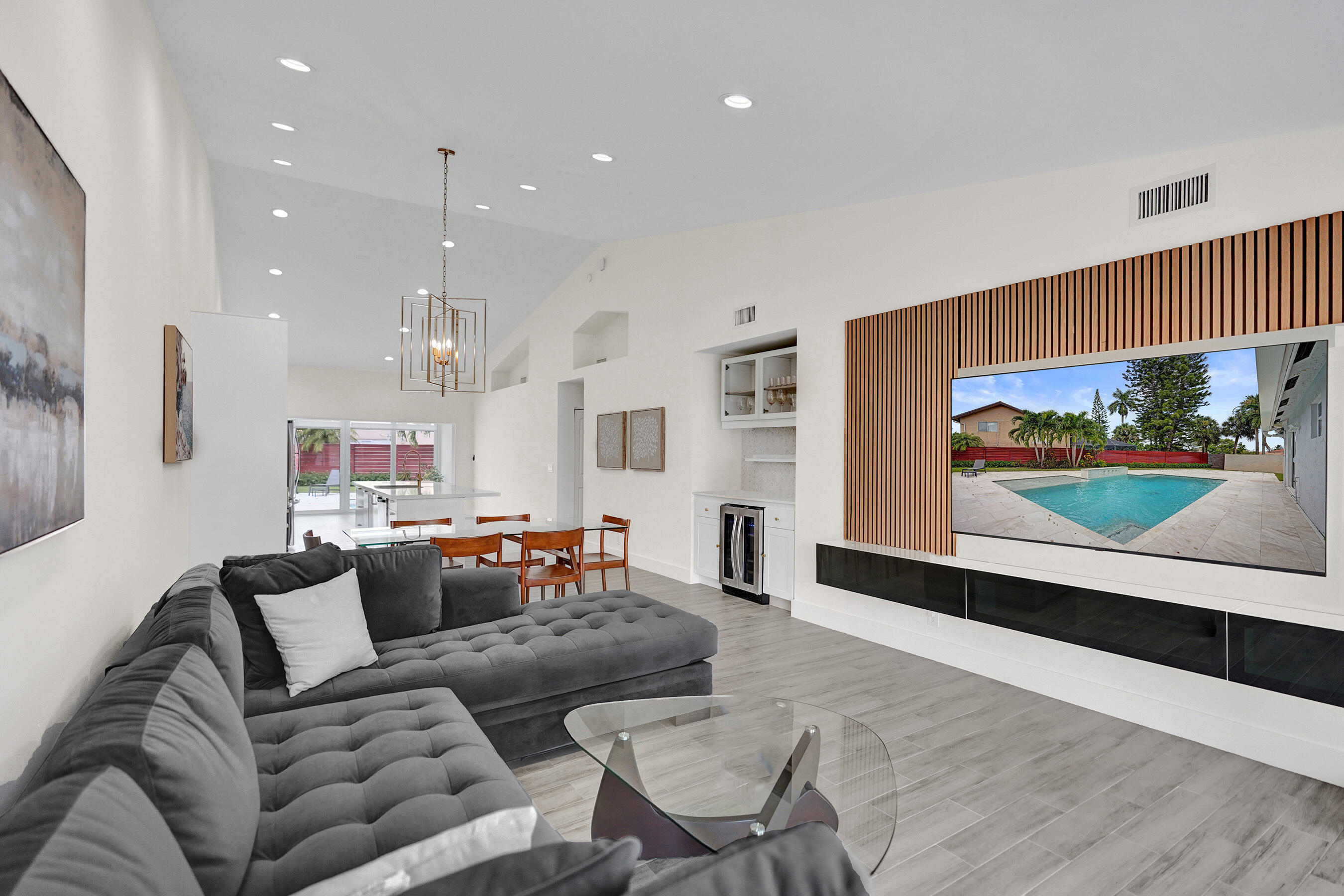 BOCA CHASE TR 9 B - Residential Lease