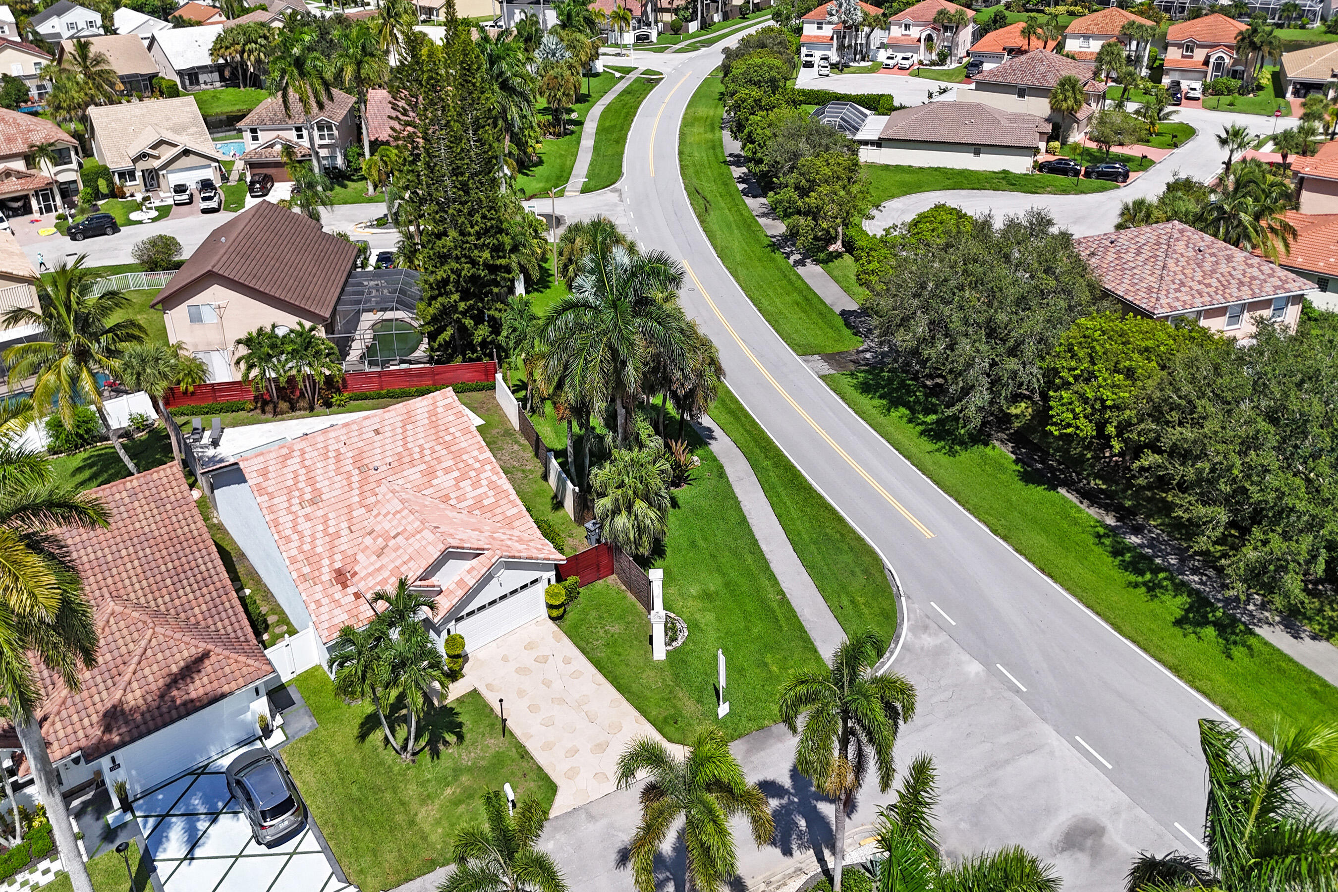 BOCA CHASE TR 9 B - Residential Lease