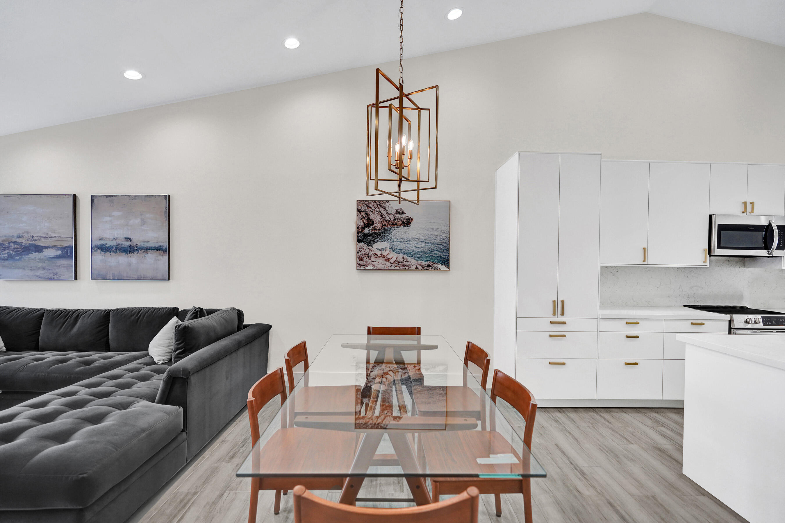 BOCA CHASE TR 9 B - Residential Lease