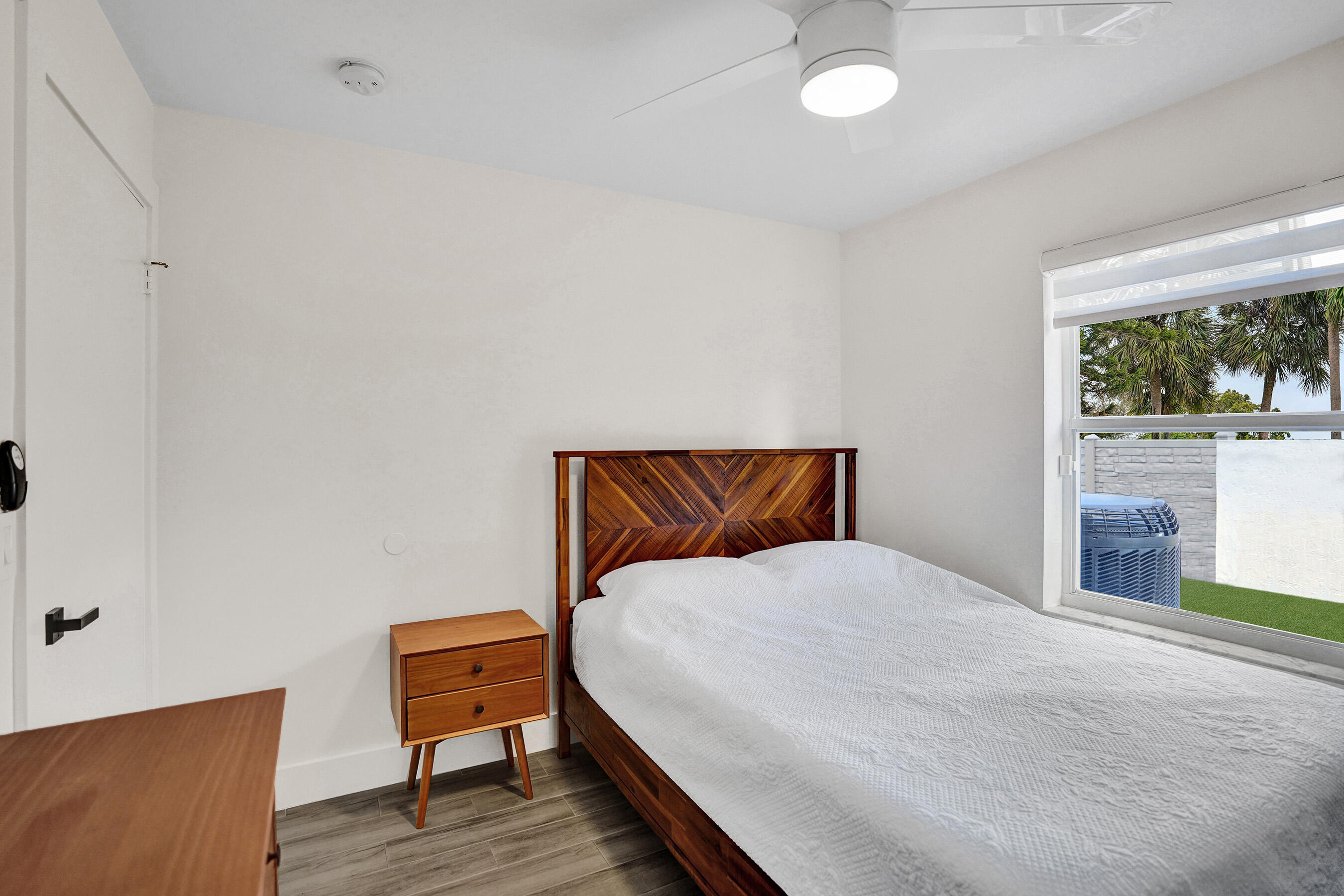 BOCA CHASE TR 9 B - Residential Lease