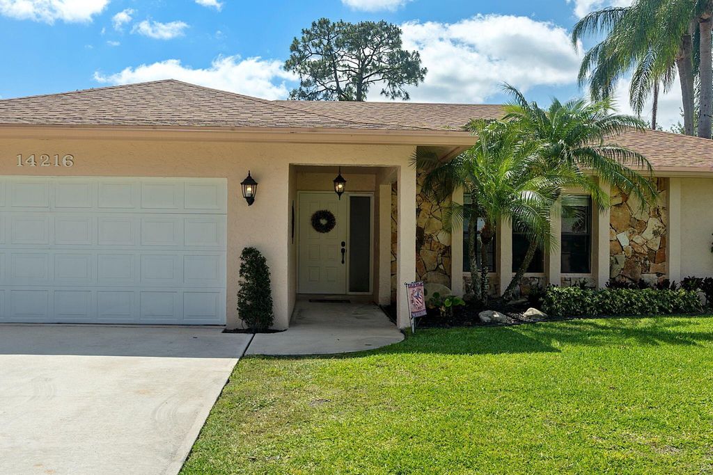 Photo of 14216 Blackberry Drive, Wellington, FL 33414 (MLS # R10978863)