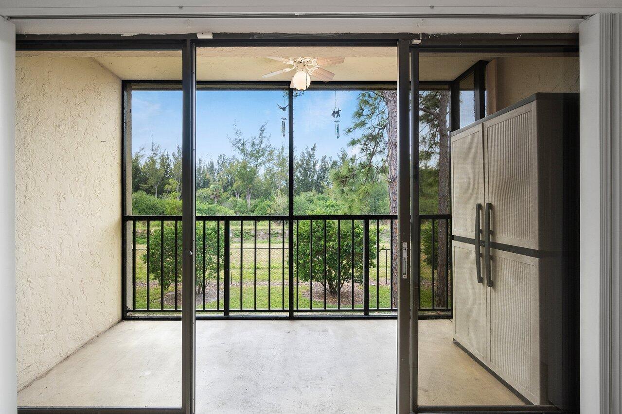 Palm Beach Place Condo - Residential Lease