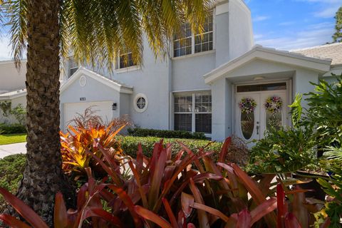 Single Family Residence in Jupiter FL 8753 Riverfront Terrace Ter 31.jpg