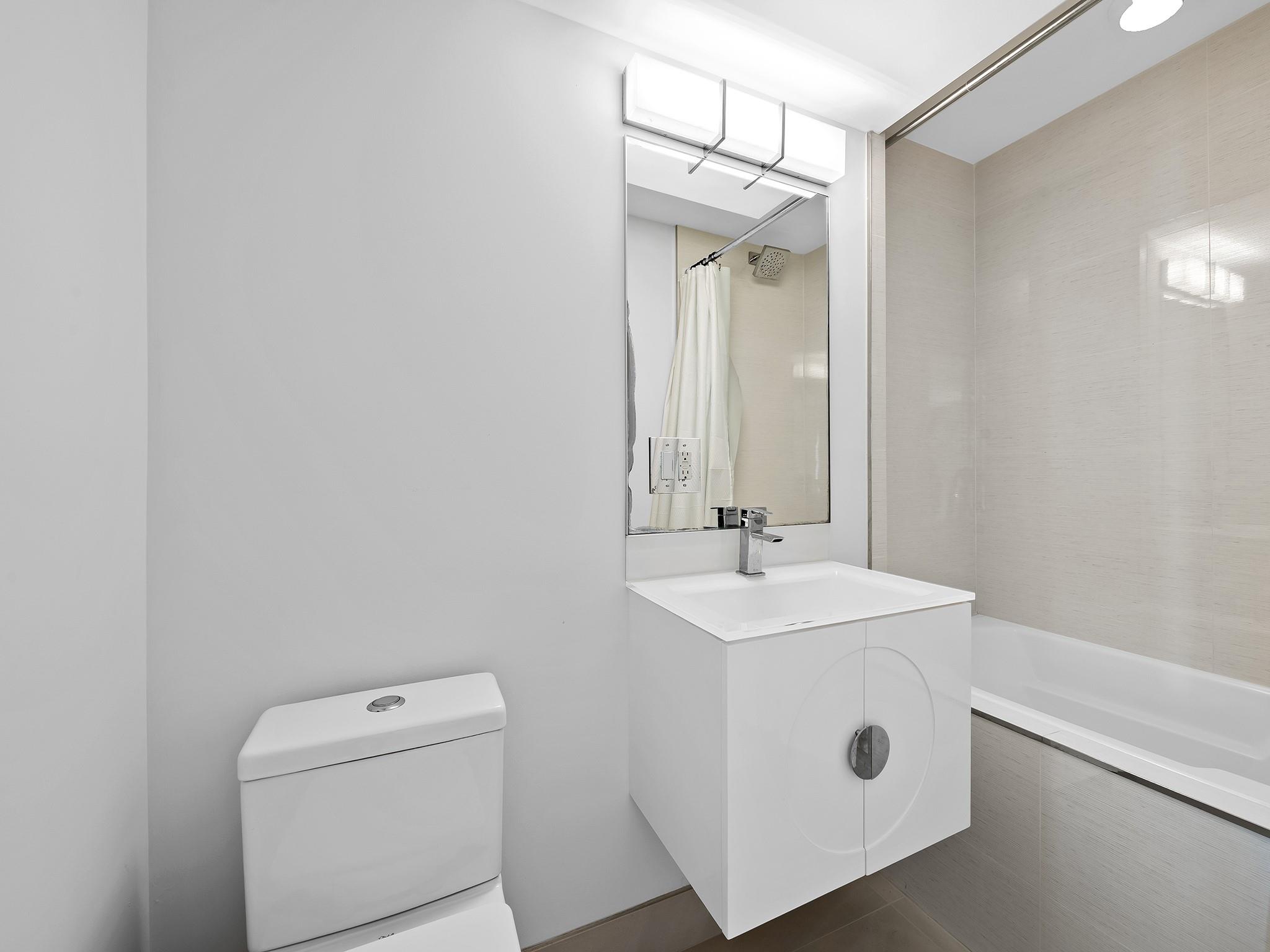 Everglades House Condo - Residential Lease