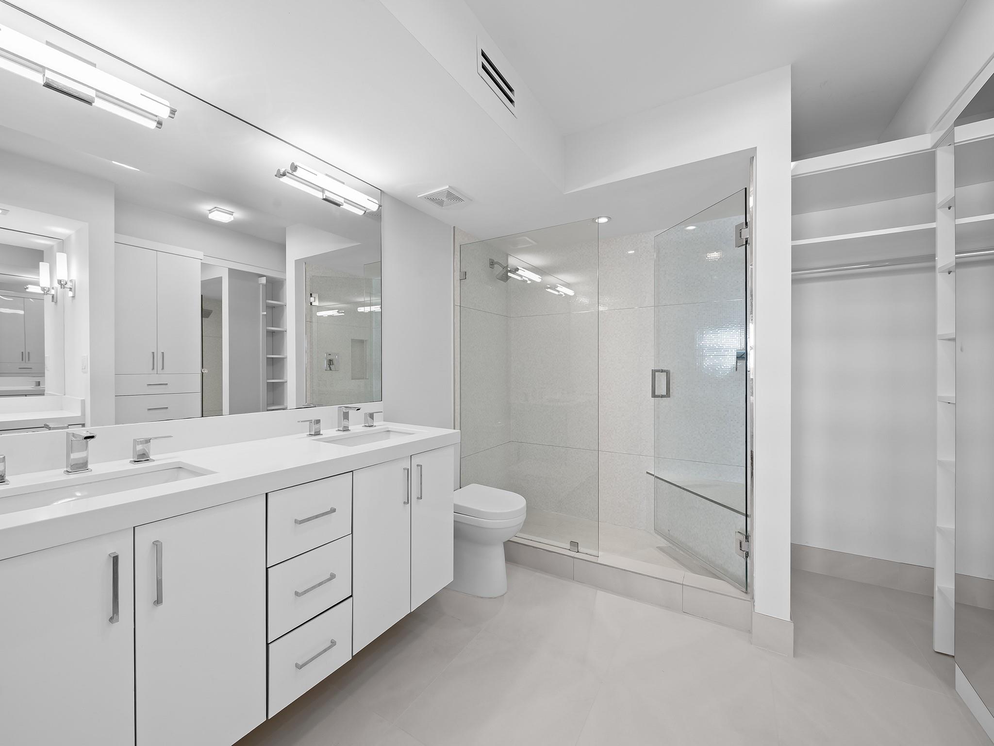 Everglades House Condo - Residential Lease