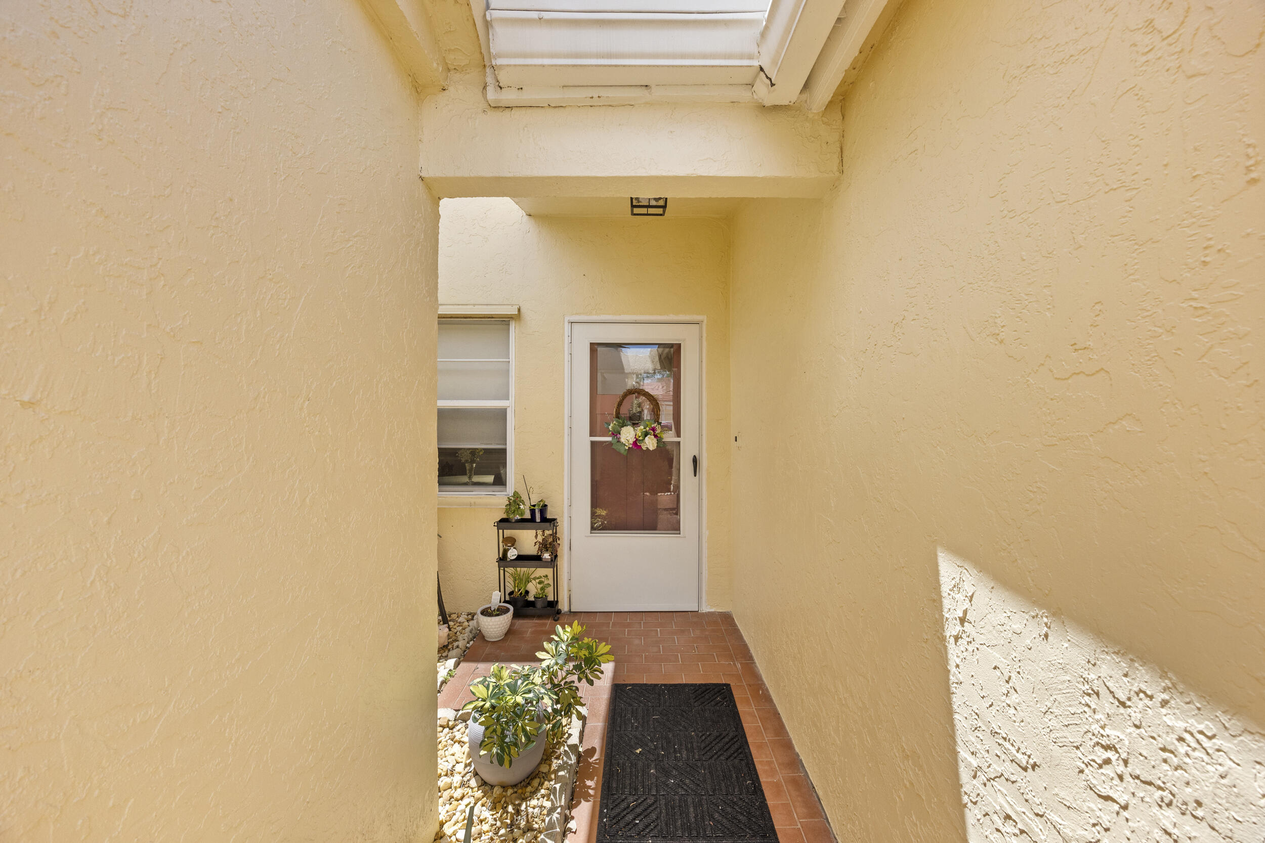 3662 SW Whispering Sound Drive