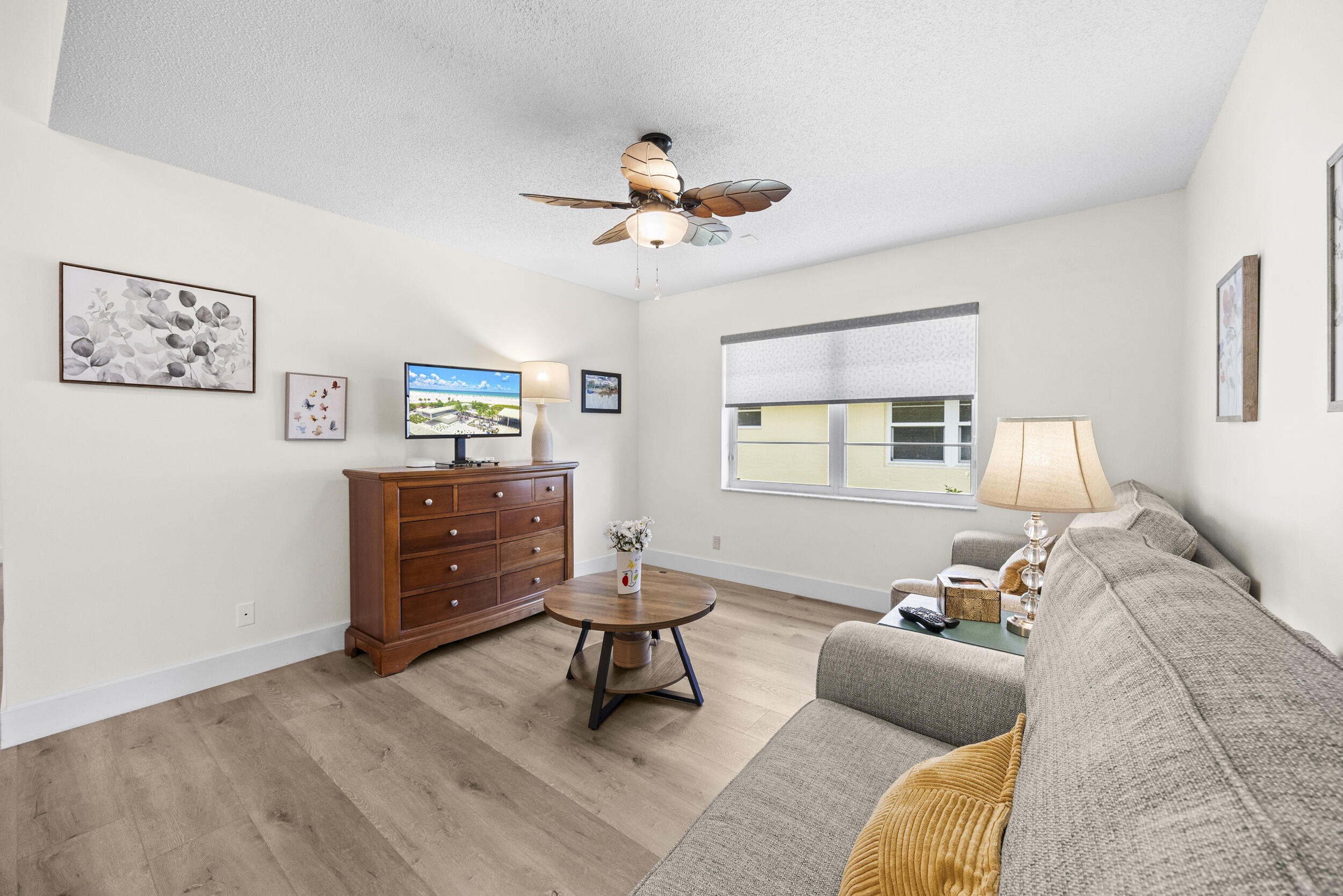 3662 SW Whispering Sound Drive