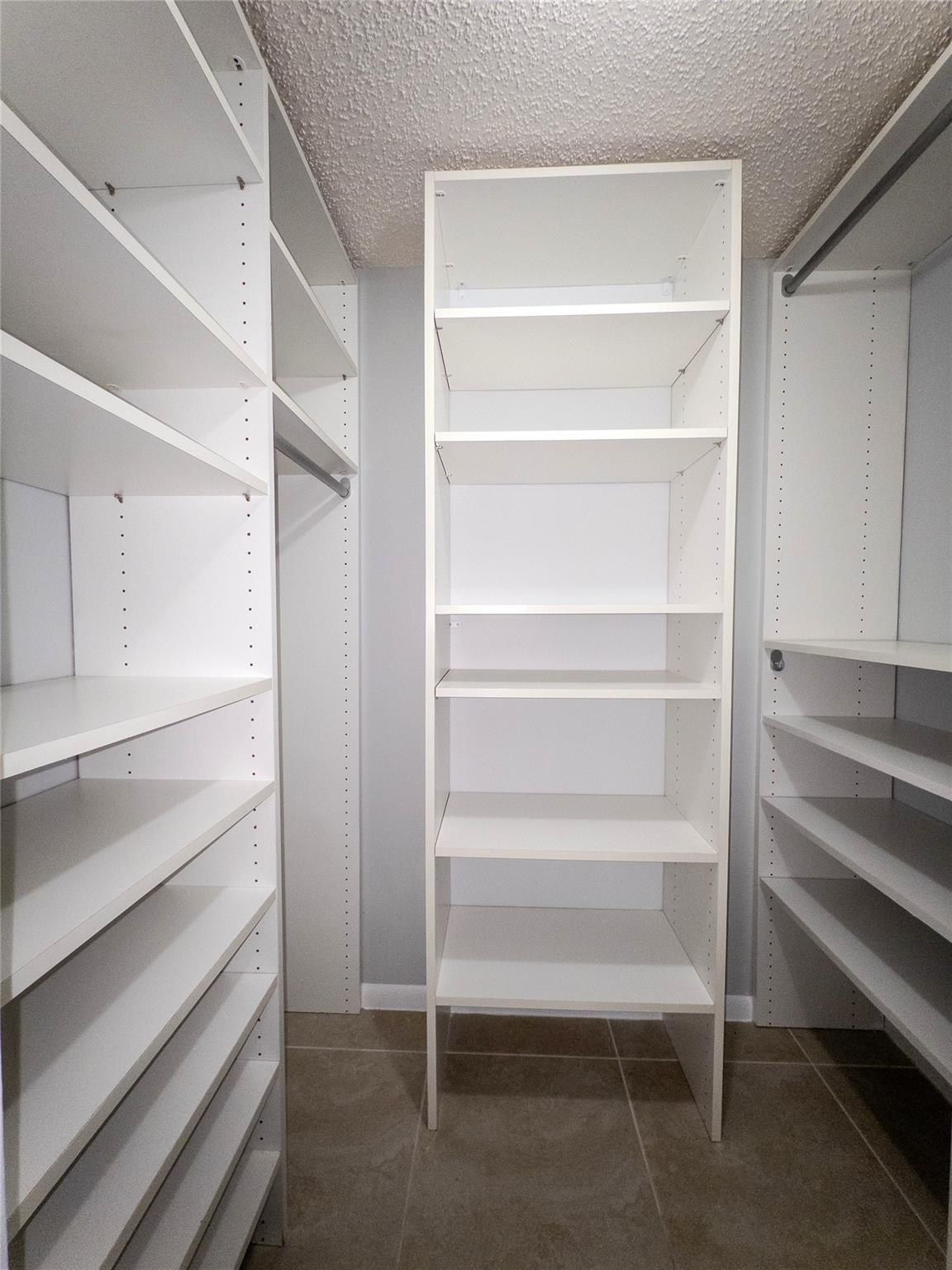 SUNRISE LAKES PHASE 4 - Residential