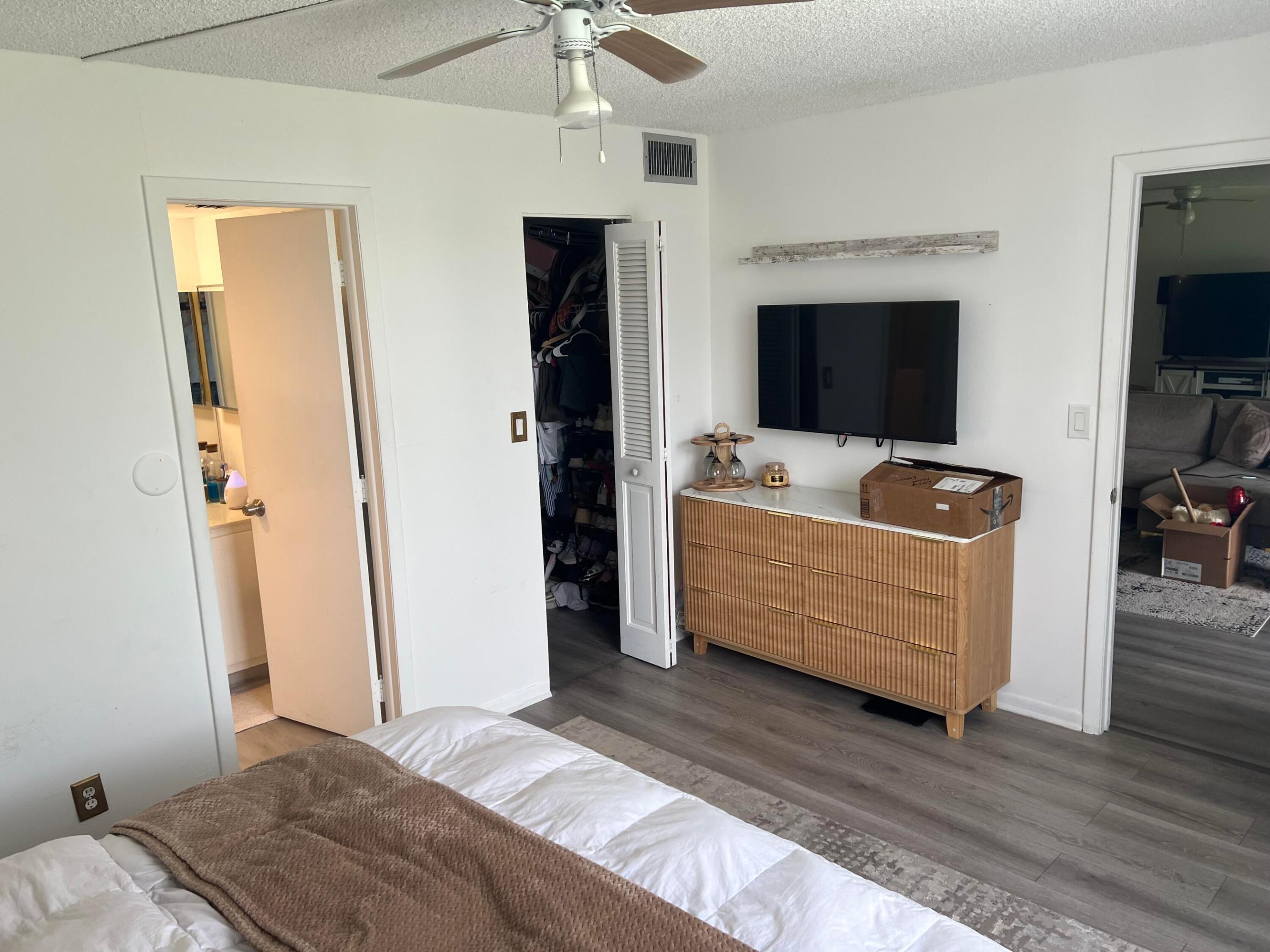 CONCORD VILLAGE CONDOMINIUM IV - Residential