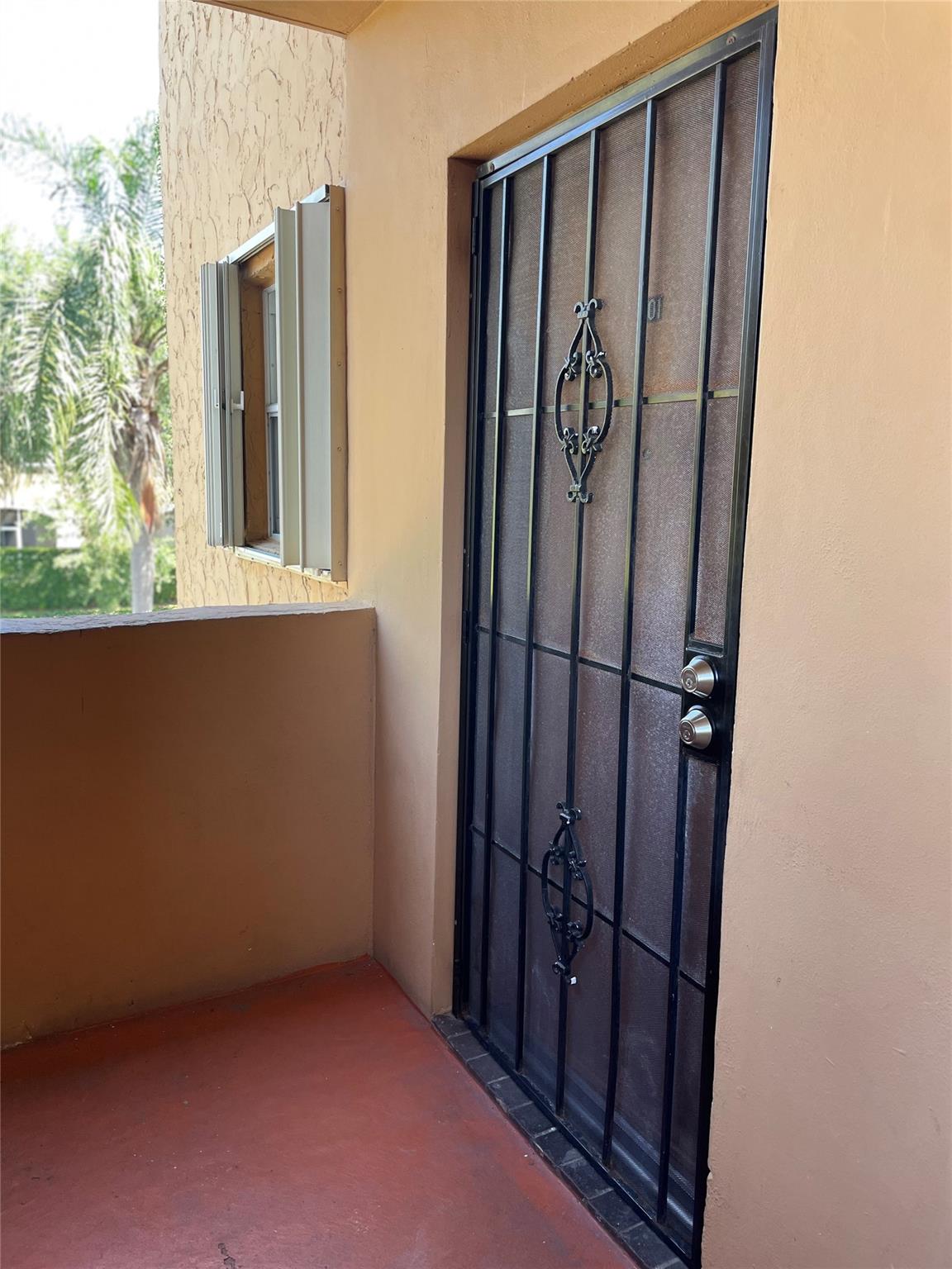 1891 SW 81 AVE 201