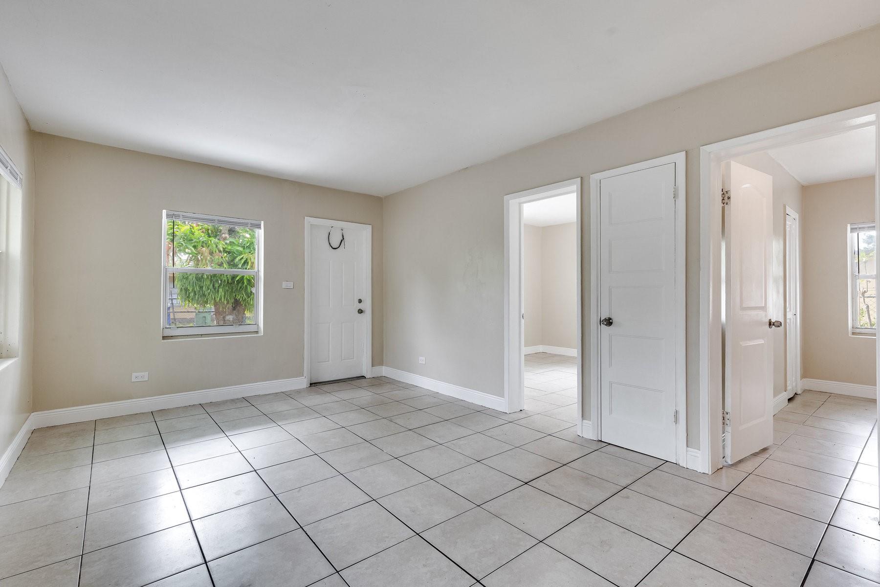 729 NW 17th Avenue