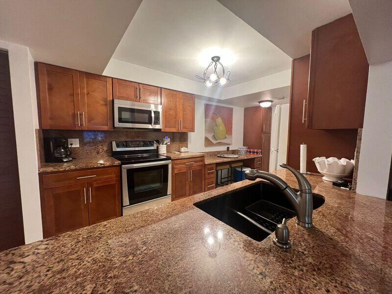 Lavers Resort & Racquet - Residential Lease