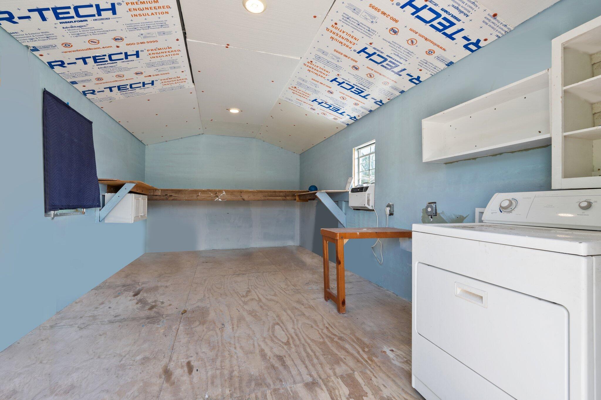 J O FRIES SUBDIVISION - Residential Lease