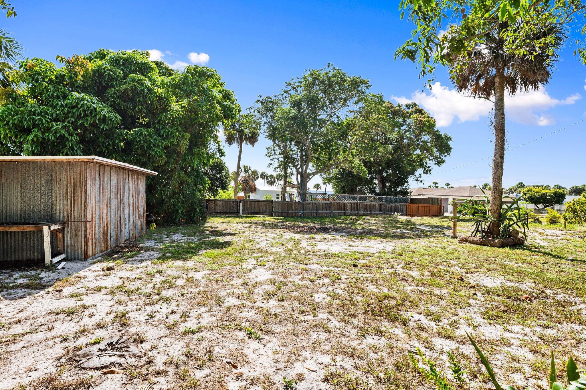 J O FRIES SUBDIVISION - Residential Lease