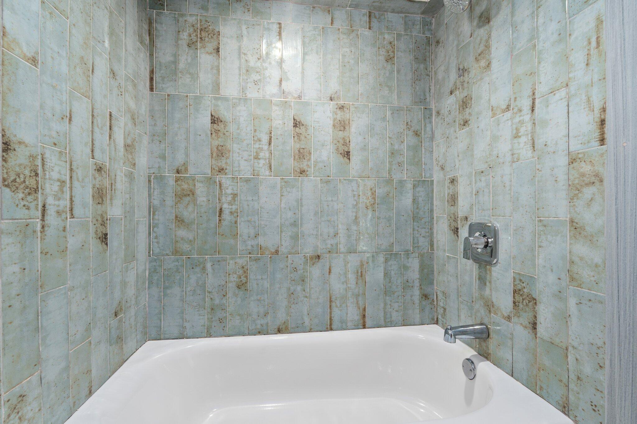 J O FRIES SUBDIVISION - Residential Lease