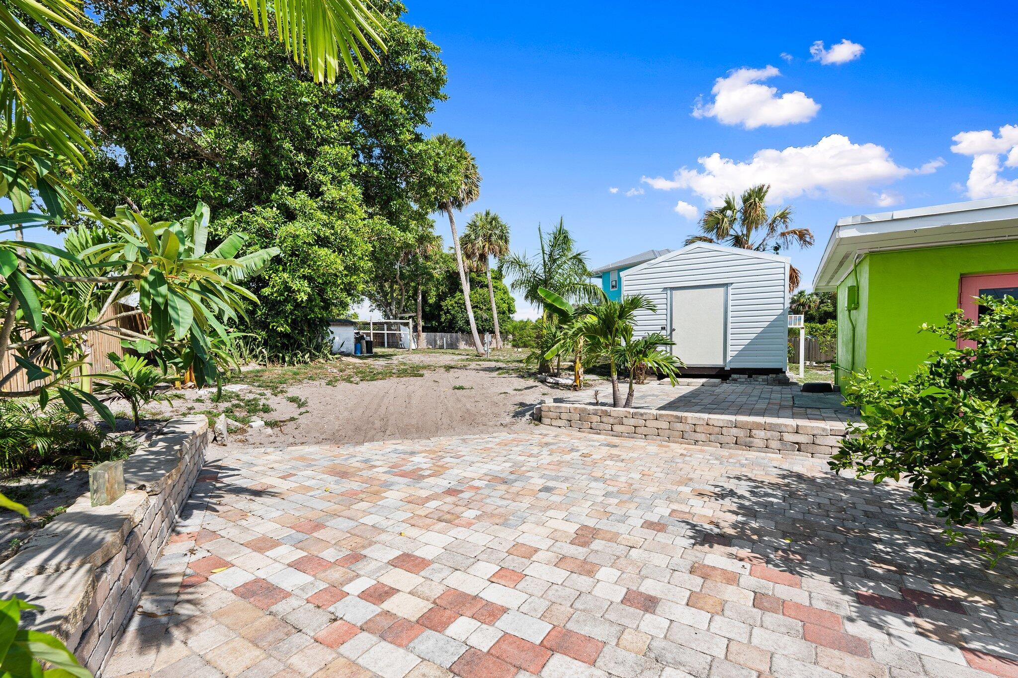 J O FRIES SUBDIVISION - Residential Lease