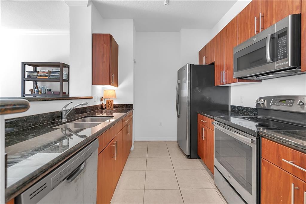 Lauderdale One - Residential