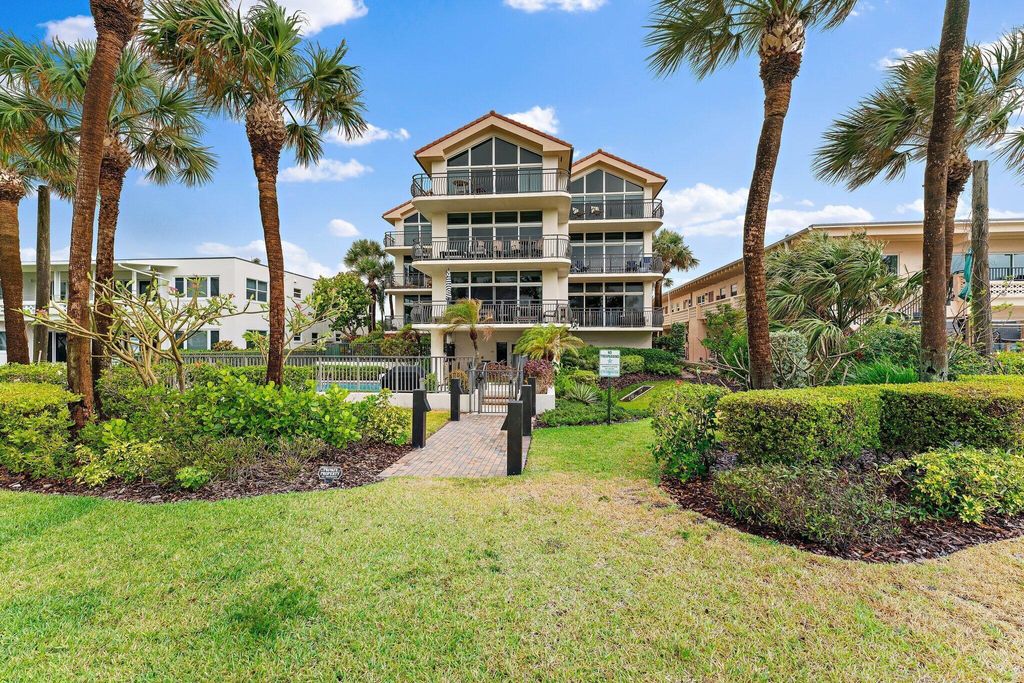 Photo of 314 Inlet Way #101, Palm Beach Shores, FL 33404 (MLS # B26015504)