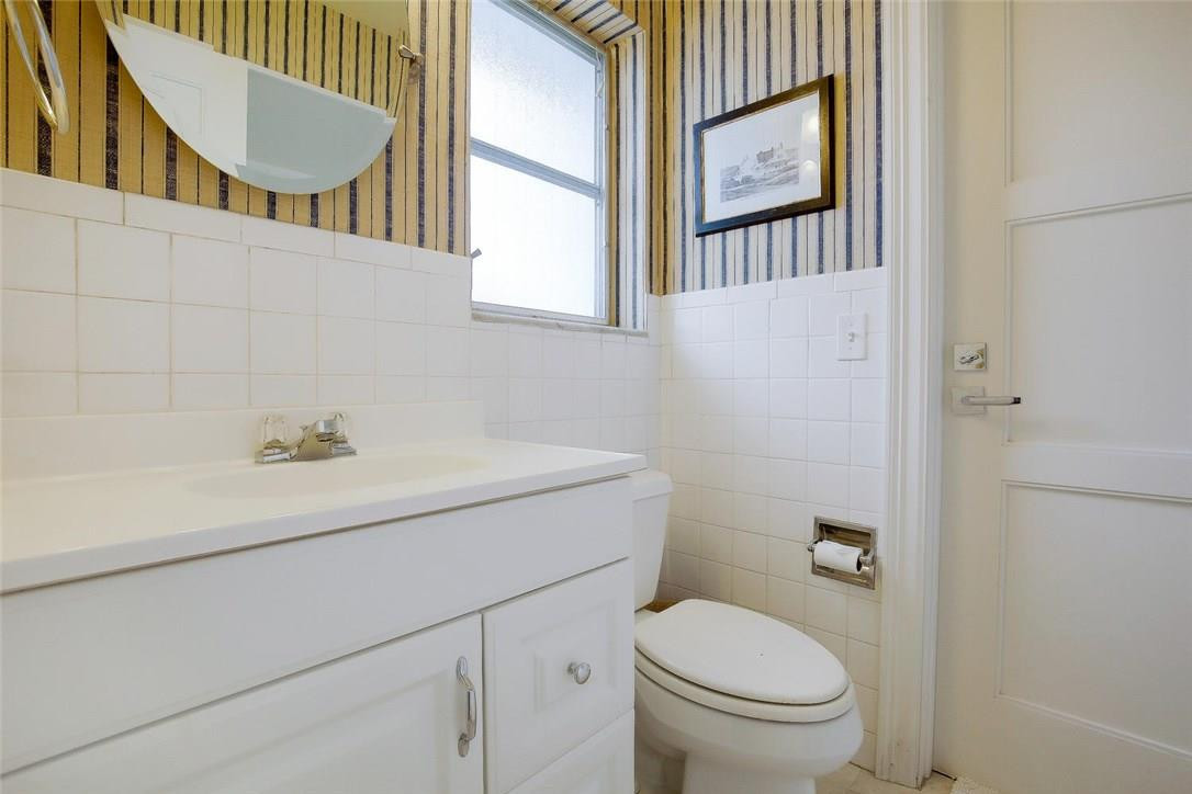 Coral Villas 47-45 B - Residential