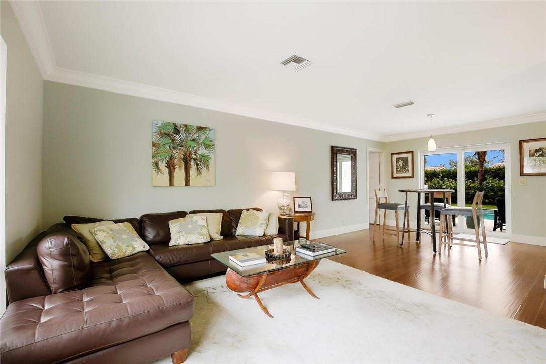 Coral Villas 47-45 B - Residential