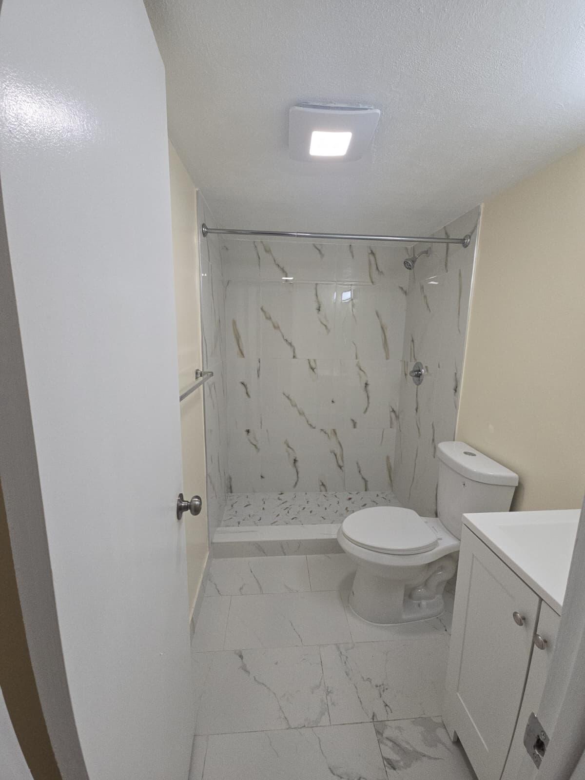 HASTINGS CONDOS - Residential Lease