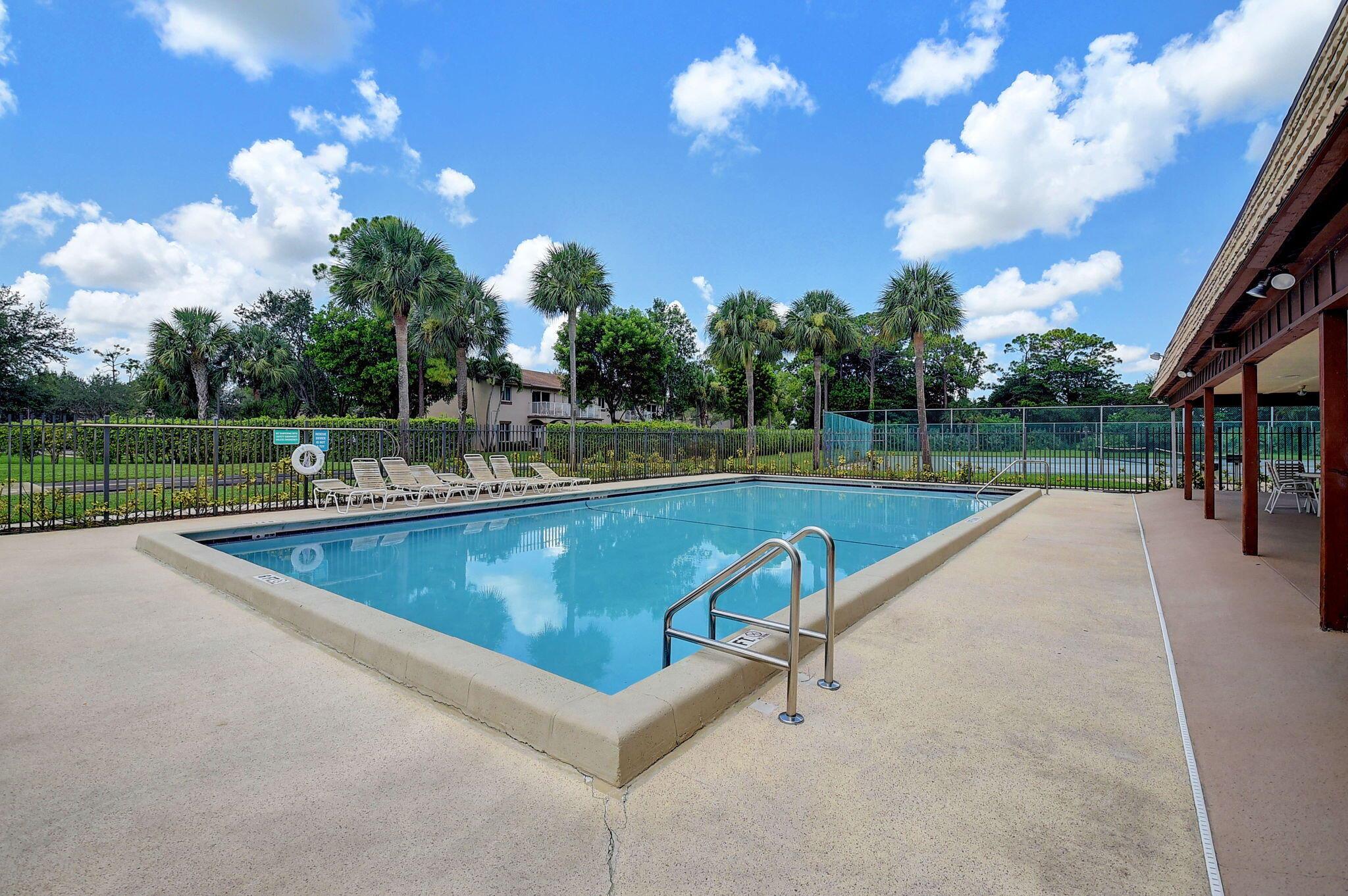OAK COURT CONDO - Residential