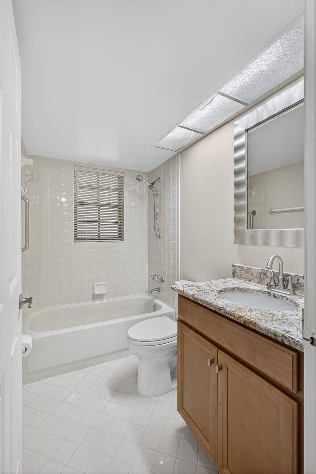 OAK COURT CONDO - Residential