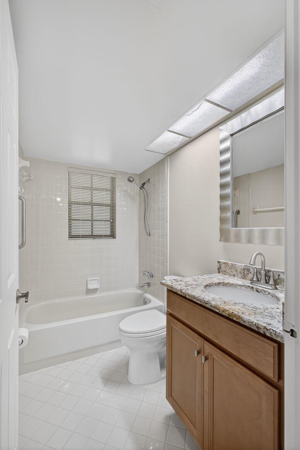 OAK COURT CONDO - Residential