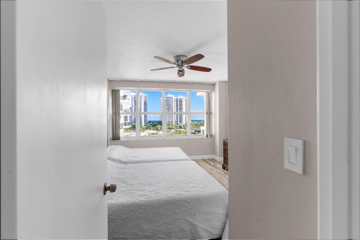 Coral Ridge Towers East - Residential