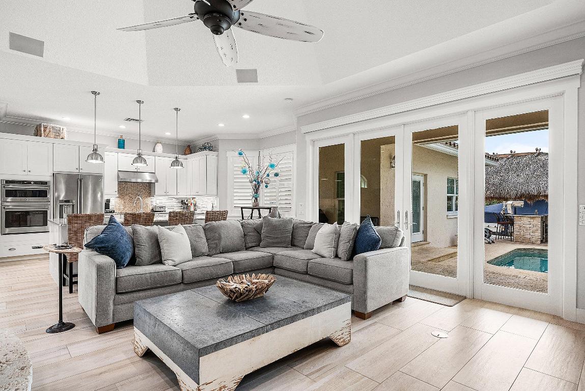 RIVERSIDE - Residential