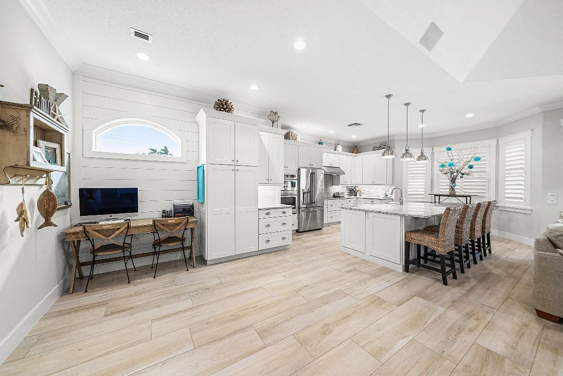 RIVERSIDE - Residential