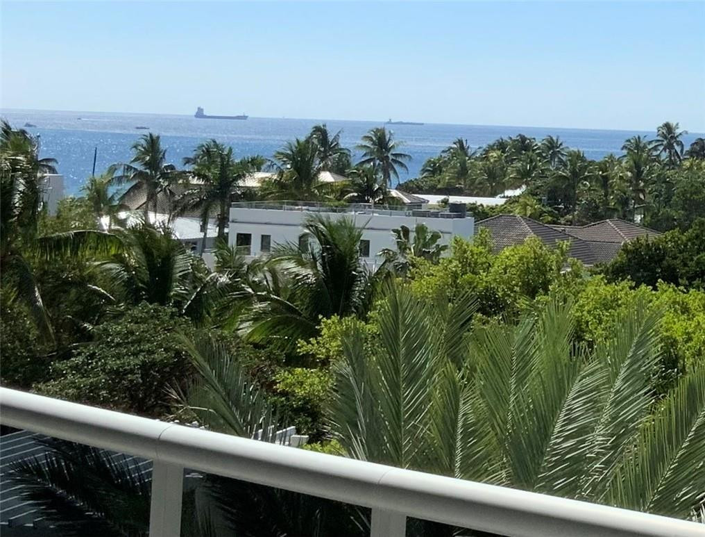 LHERMITAGE I CONDOMINIUM - Residential Lease