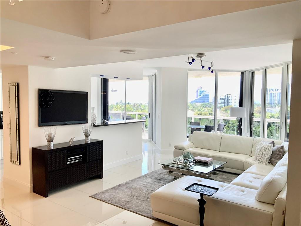 LHERMITAGE I CONDOMINIUM - Residential Lease