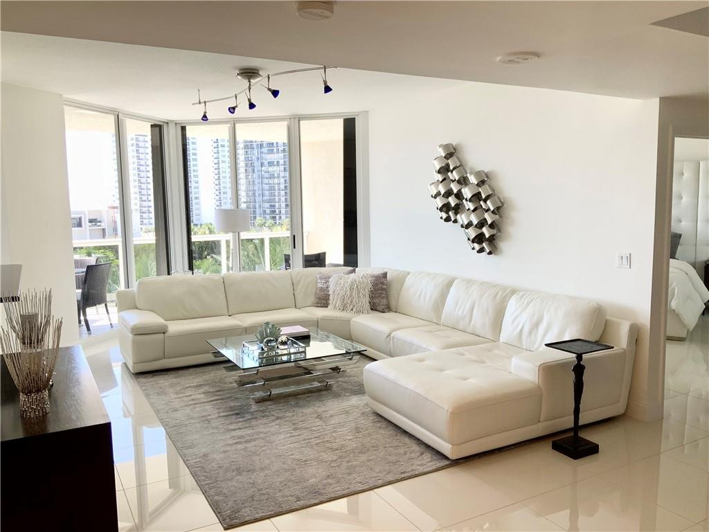 LHERMITAGE I CONDOMINIUM - Residential Lease