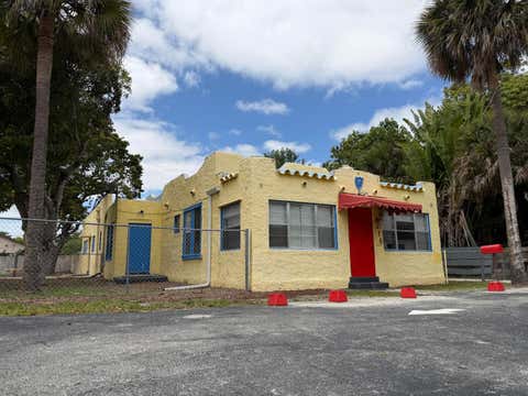 Tiny photo for 216 SW 2nd Avenue, Delray Beach, FL 33444 (MLS # B26020330)