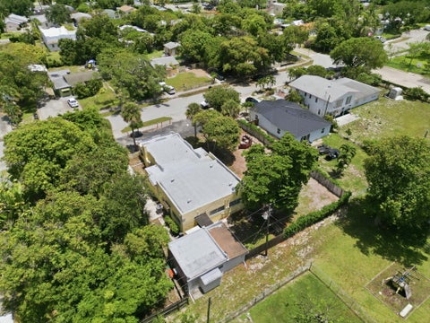 Tiny photo for 216 SW 2nd Avenue, Delray Beach, FL 33444 (MLS # B26020330)
