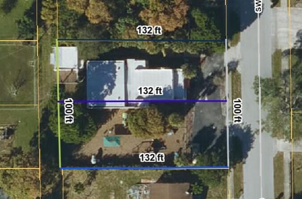 Photo of 216 SW 2nd Avenue, Delray Beach, FL 33444 (MLS # B26020330)