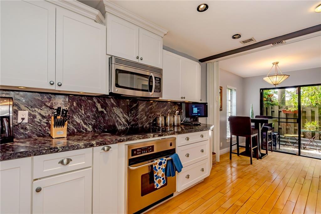 Middle River Townhouses - Residential