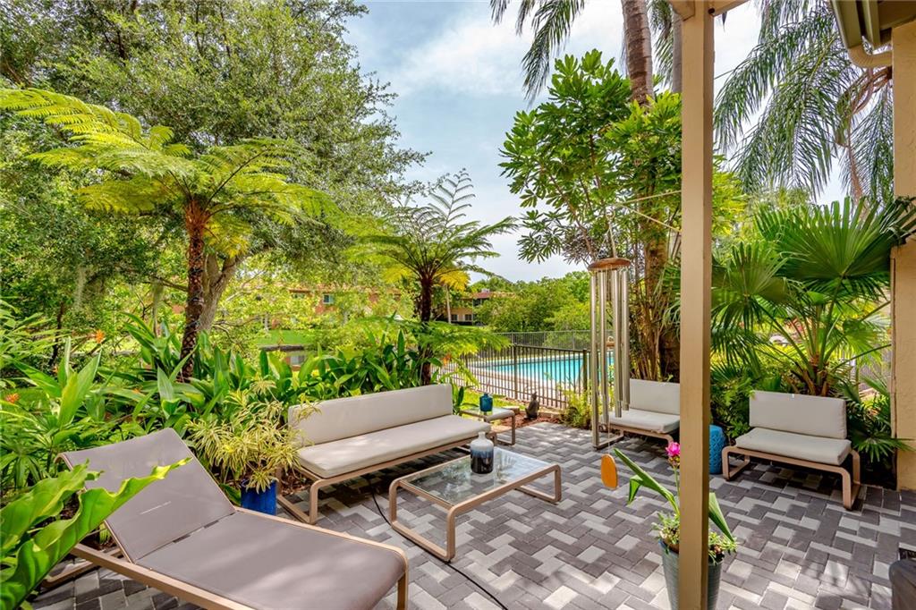 Middle River Townhouses - Residential