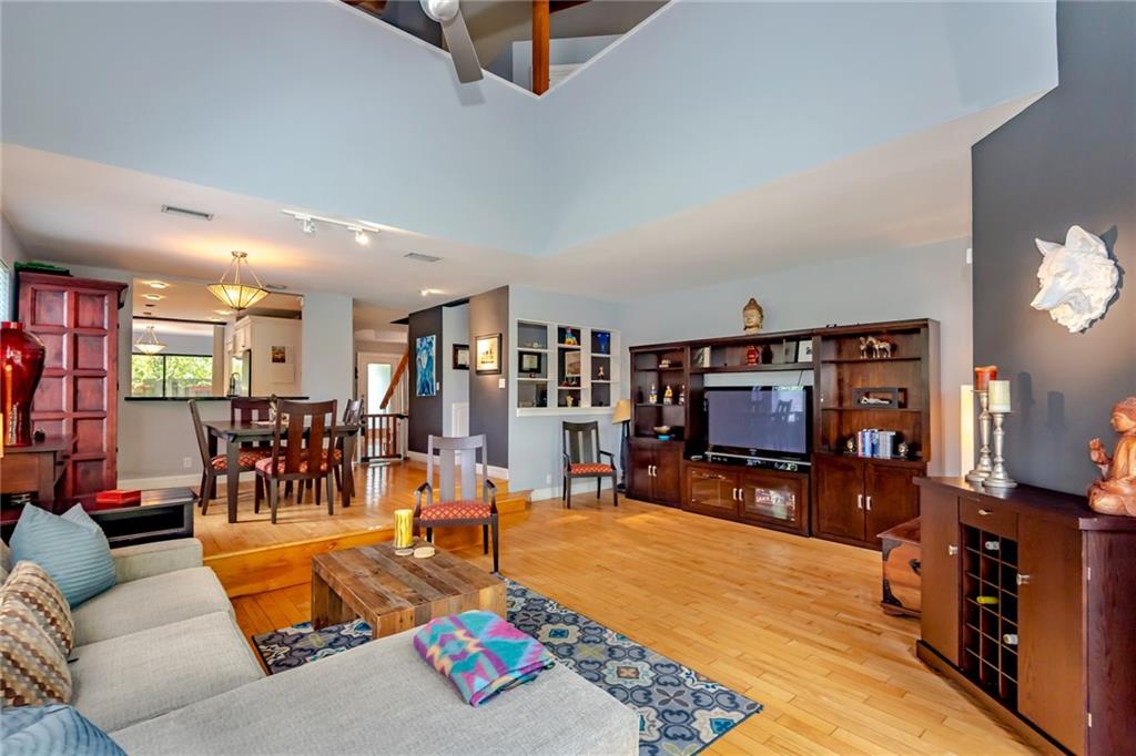 Middle River Townhouses - Residential