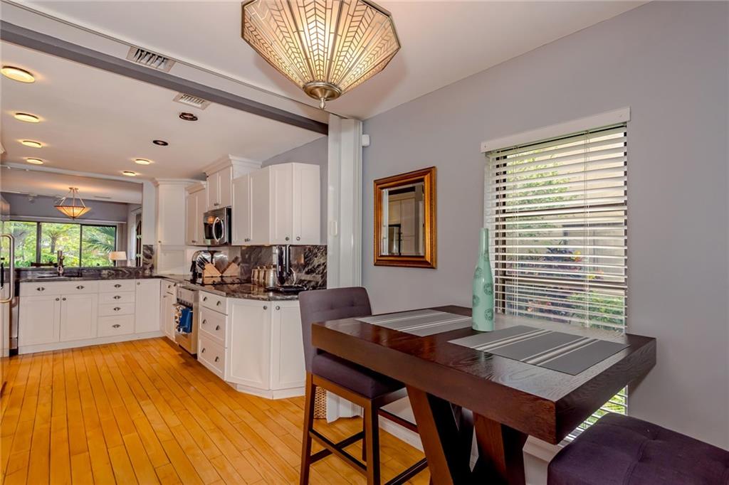 Middle River Townhouses - Residential