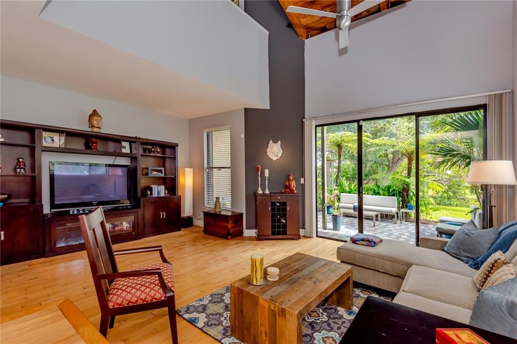 Middle River Townhouses - Residential