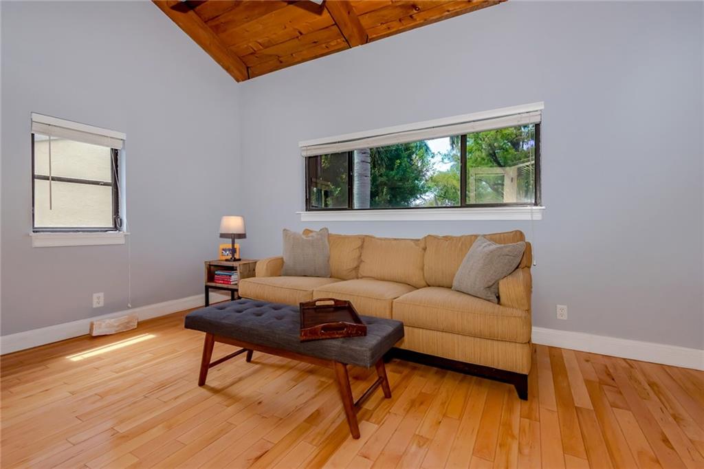 Middle River Townhouses - Residential