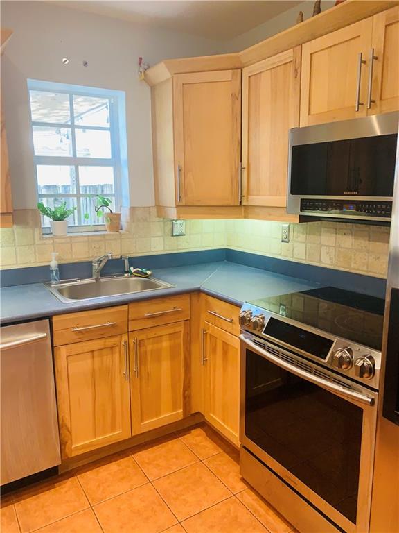 REPLAT OF PT OF REV PLAT - Residential