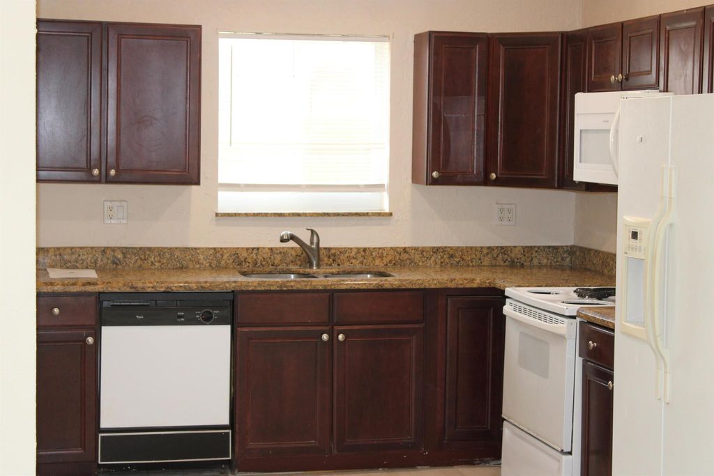 Photo of 3231 SW 23rd Court, Fort Lauderdale, FL 33312 (MLS # R11029923)