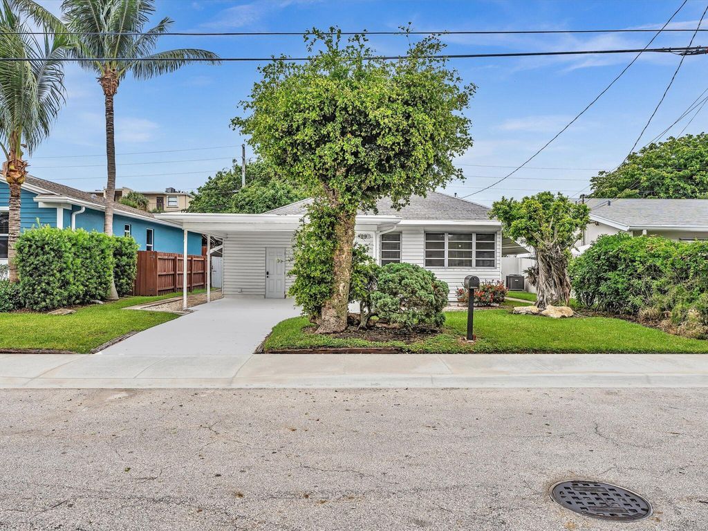 Photo of 99 18th Avenue S, Lake Worth Beach, FL 33460 (MLS # R11107163)