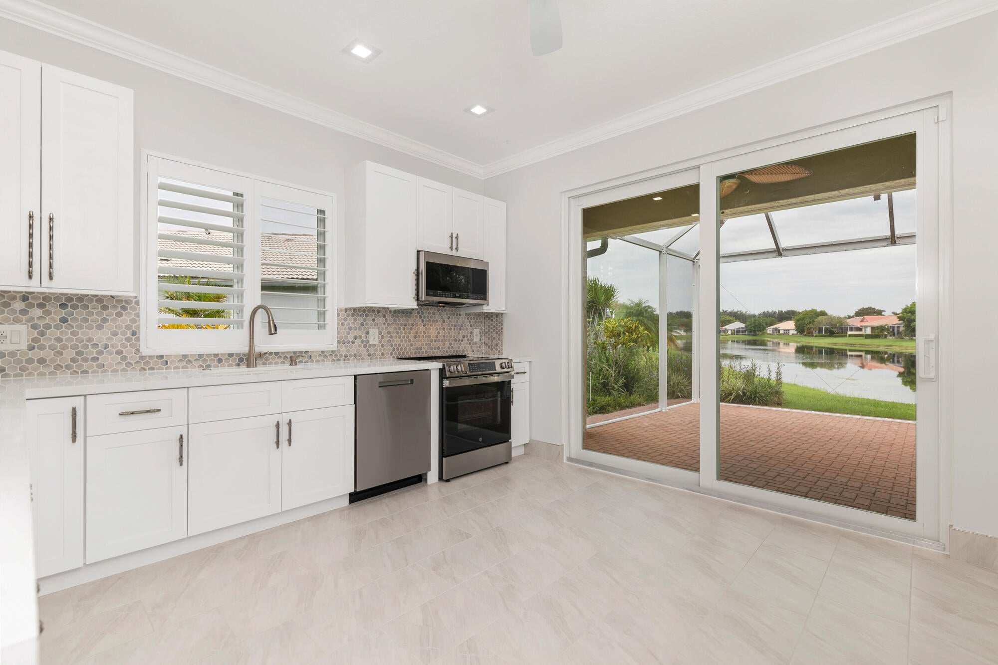 9119 Bay Point Circle